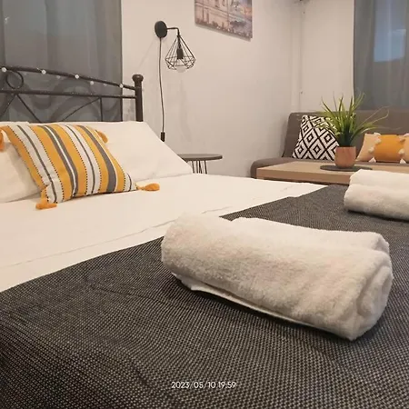 Cozy New In Tzanata Apartment *